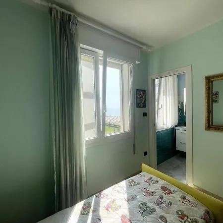 - Lovely And Spacious Sea View Flat Appartamento Lido di Jesolo
